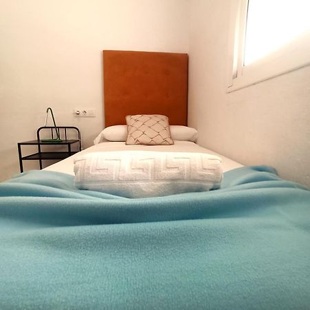 Vivian'S Guest House เฮเรซ เด ลาฟรอนเตรา ภายนอก รูปภาพ
